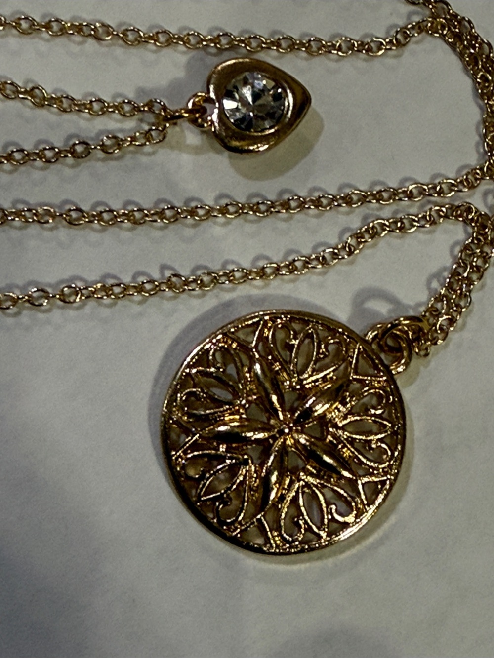 Gold Plated Layered Filigree Medallion Pendant Necklace Set from Anthropologie🔥🔥 - Picture 12 of 16